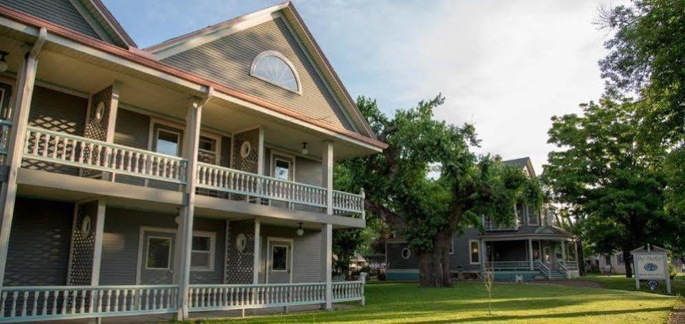 The Shelby Motel 2*